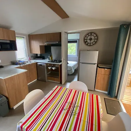 La 4 Etoiles Emplacement C04 8 Personnes 3 2 Sdb Apartamento *